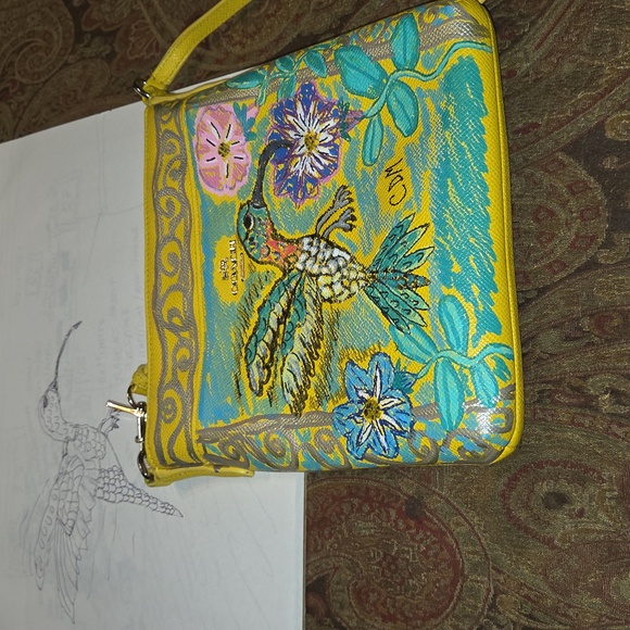 Meet your Posher, Christine - Picture 6 of 7